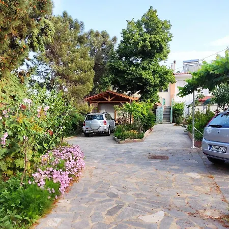Apartment Ariadne House Nea Peramos (Macedonia)