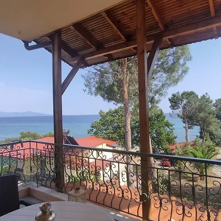 Ariadne House *